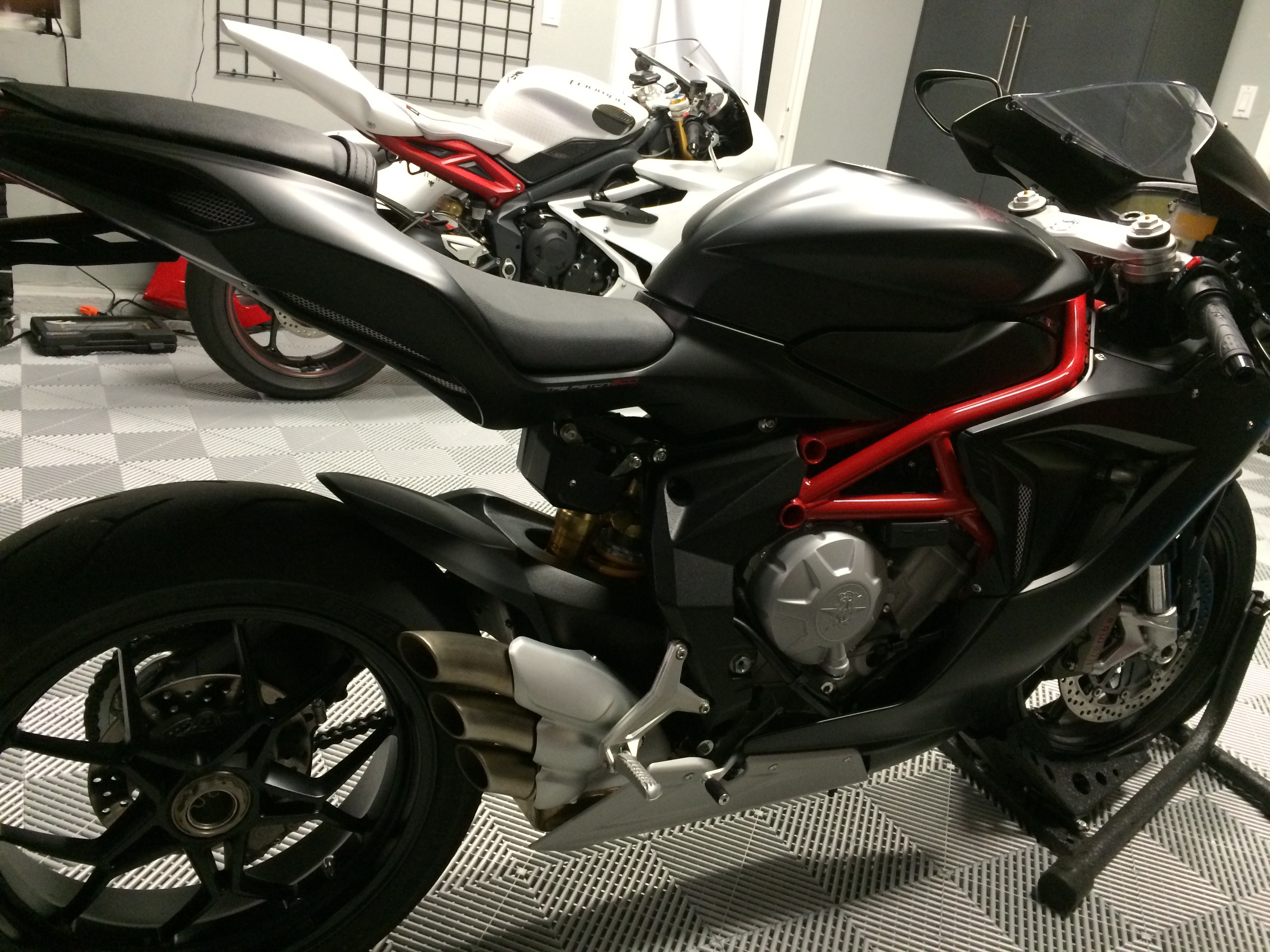 2015 MV Agusta F3 photo 44